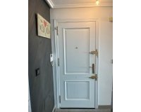 Revente - Appartement -
Torrevieja - Centro