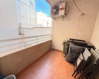 Revente - Appartement -
Torrevieja - Centro