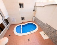 Revente - Appartement -
Torrevieja - Centro