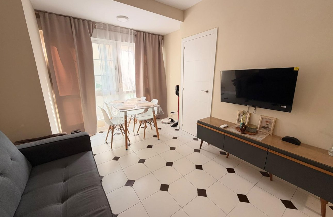 Revente - Appartement -
Torrevieja - Centro