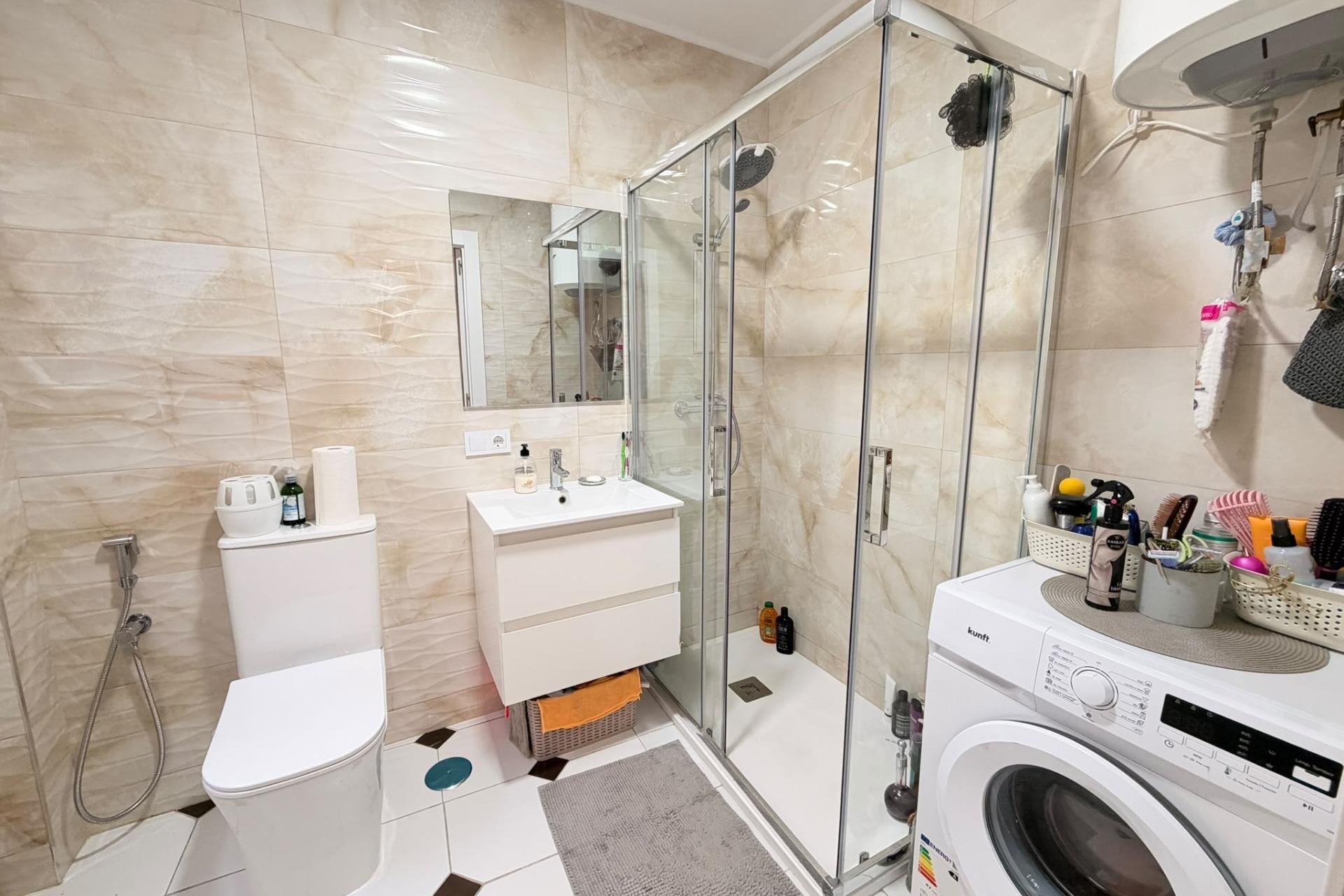 Revente - Appartement -
Torrevieja - Centro
