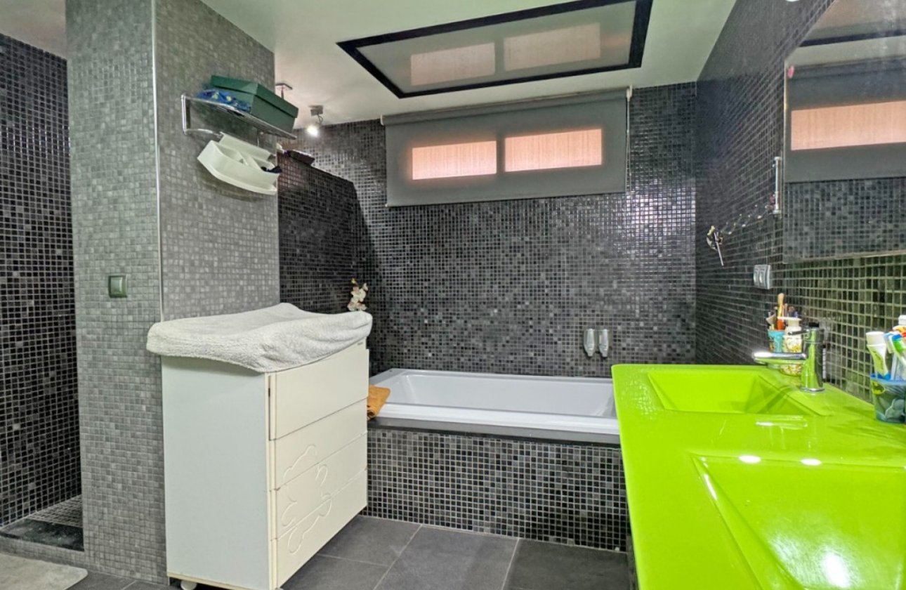 Revente - Appartement -
Torrevieja - Costa Blanca