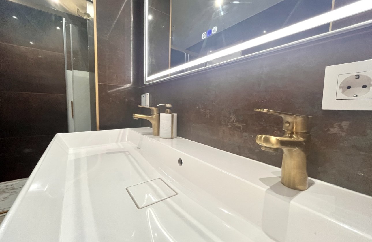 Revente - Appartement -
Torrevieja - Costa Blanca