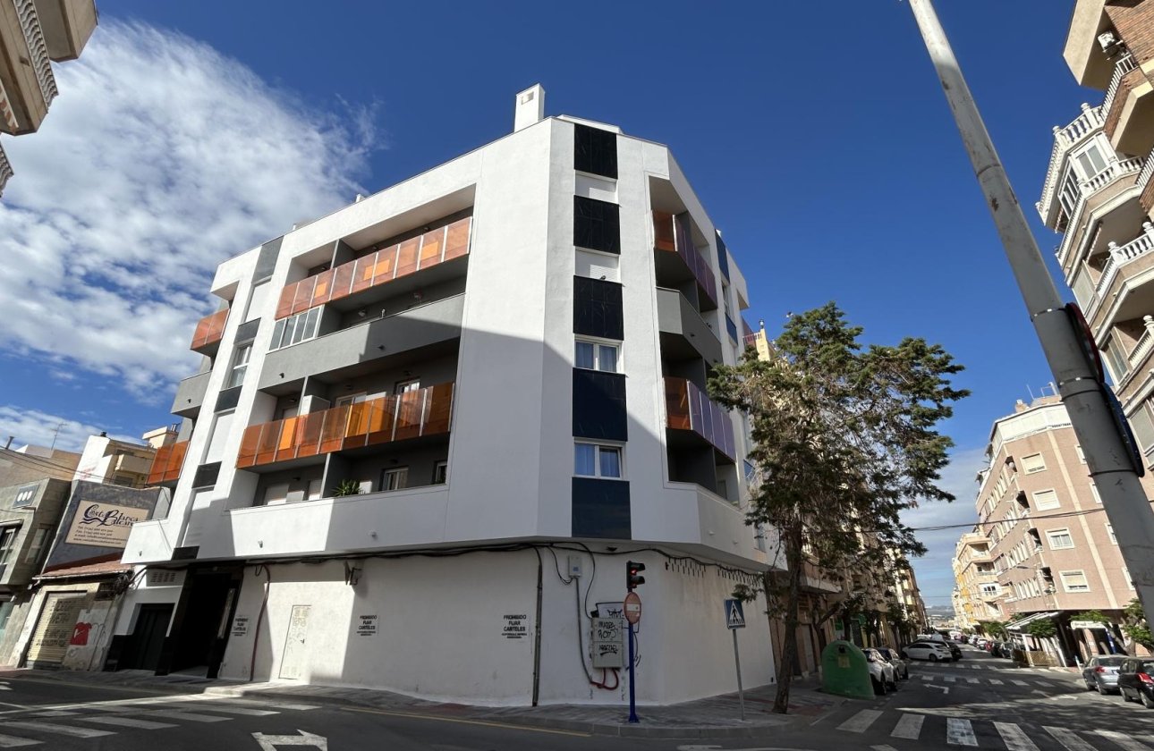 Revente - Appartement -
Torrevieja - Costa Blanca