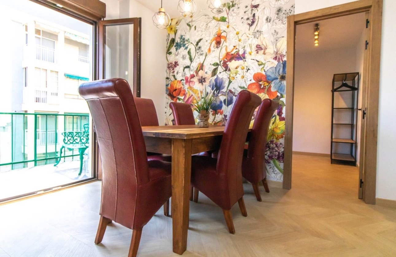 Revente - Appartement -
Torrevieja - Costa Blanca