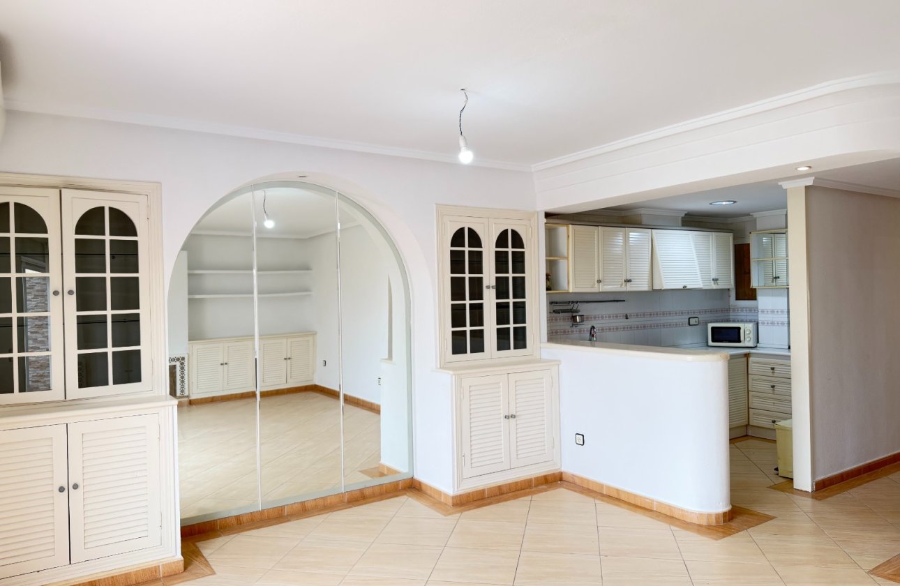 Revente - Appartement -
Torrevieja - Costa Blanca