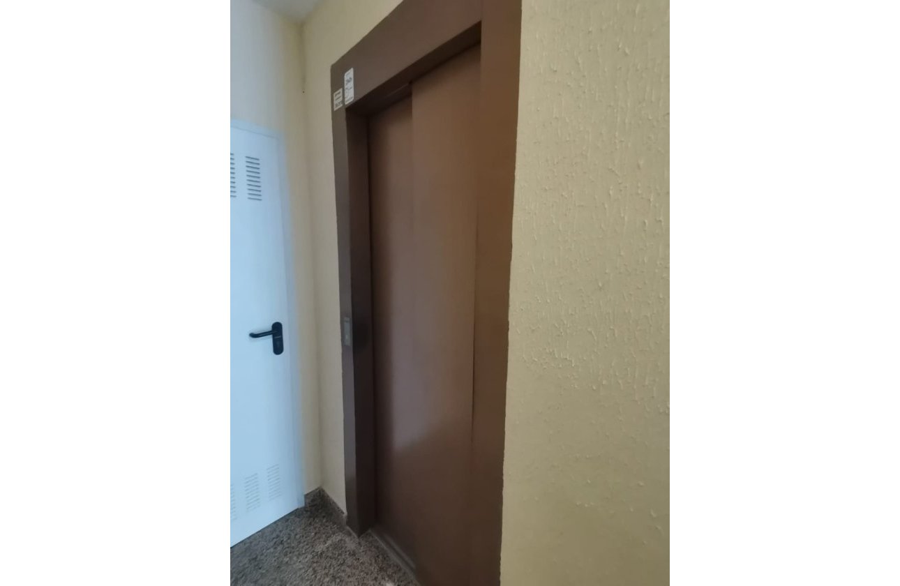 Revente - Appartement -
Torrevieja - Costa Blanca