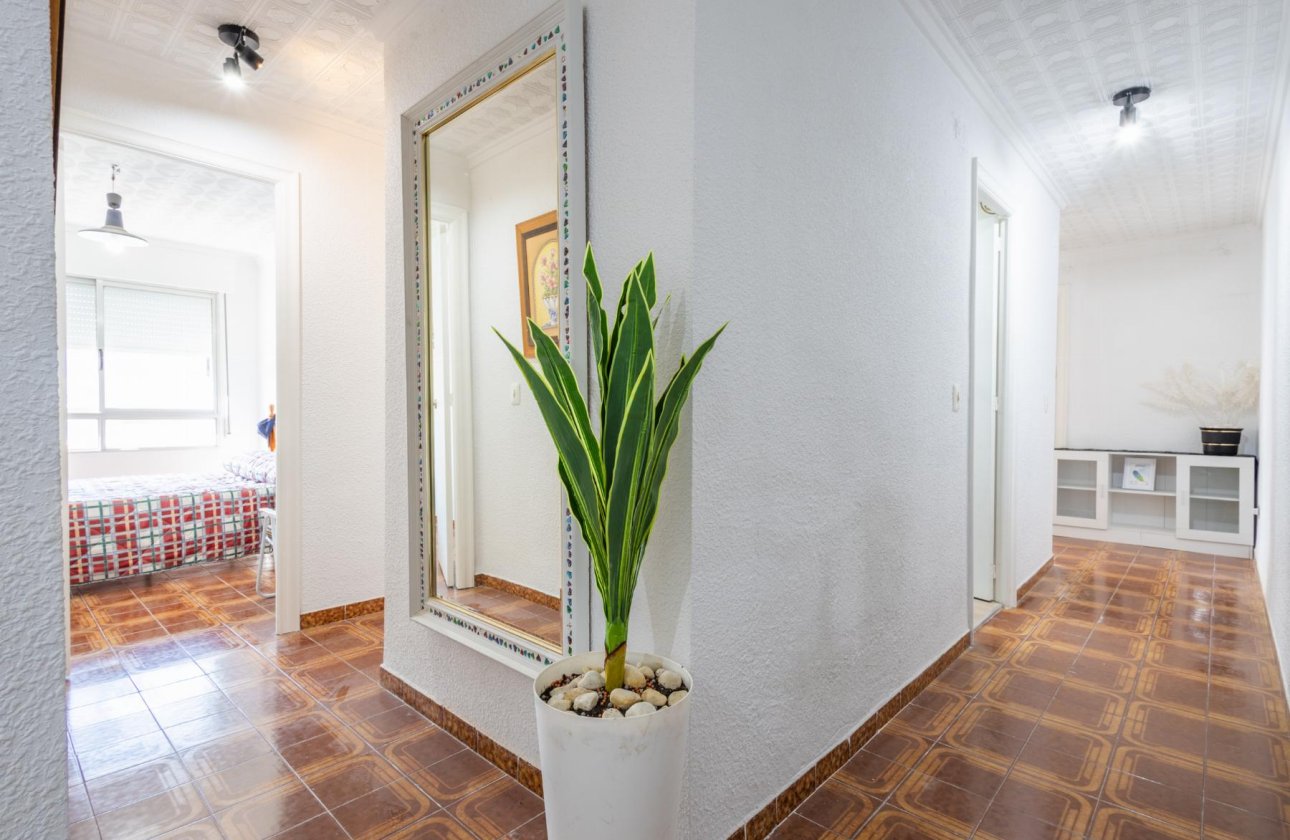 Revente - Appartement -
Torrevieja - Costa Blanca