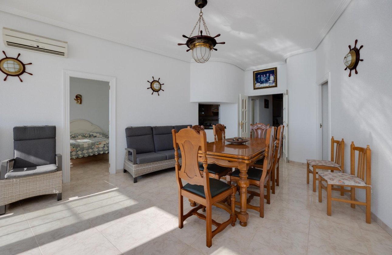 Revente - Appartement -
Torrevieja - Costa Blanca