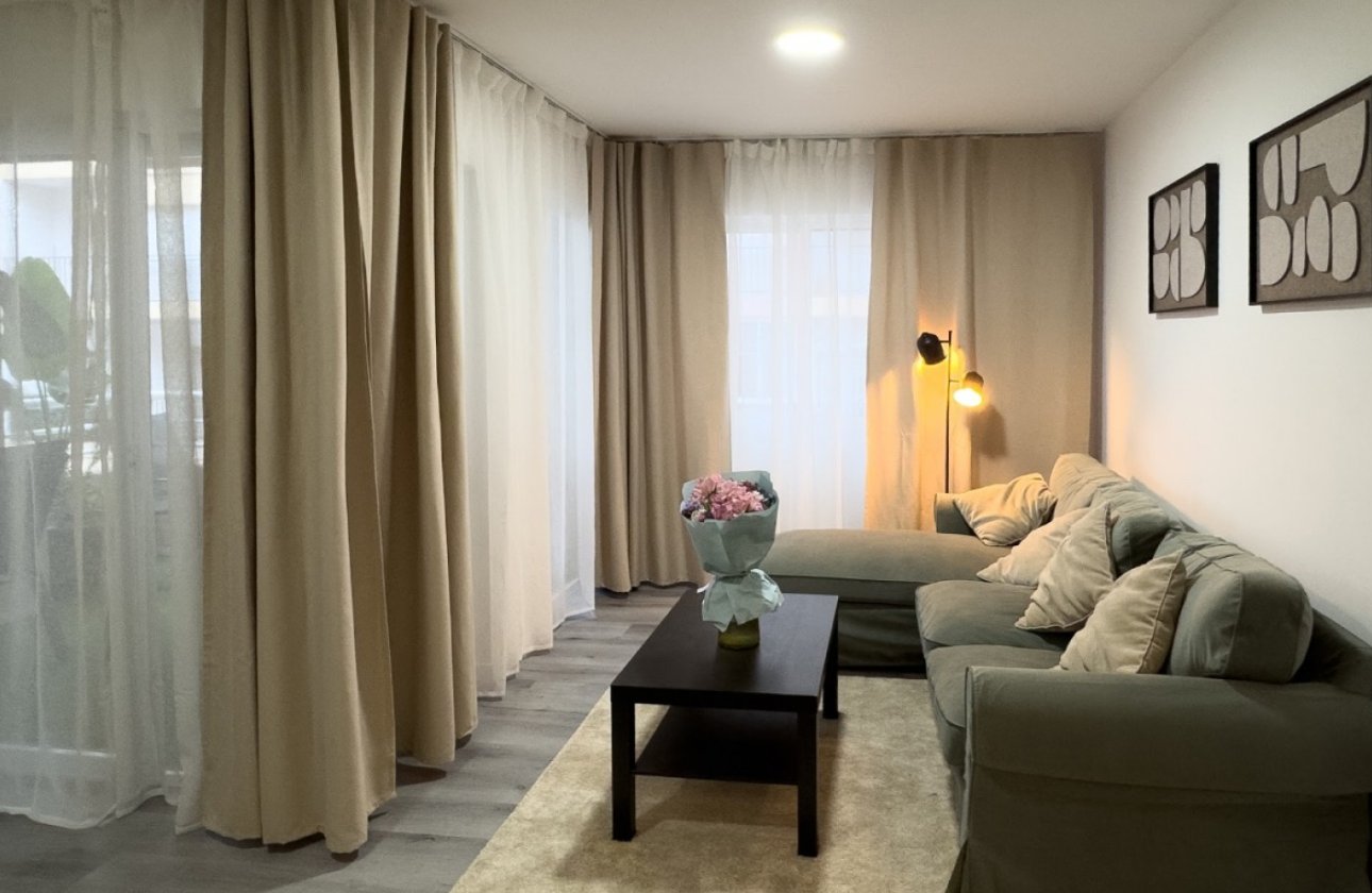 Revente - Appartement -
Torrevieja - Costa Blanca