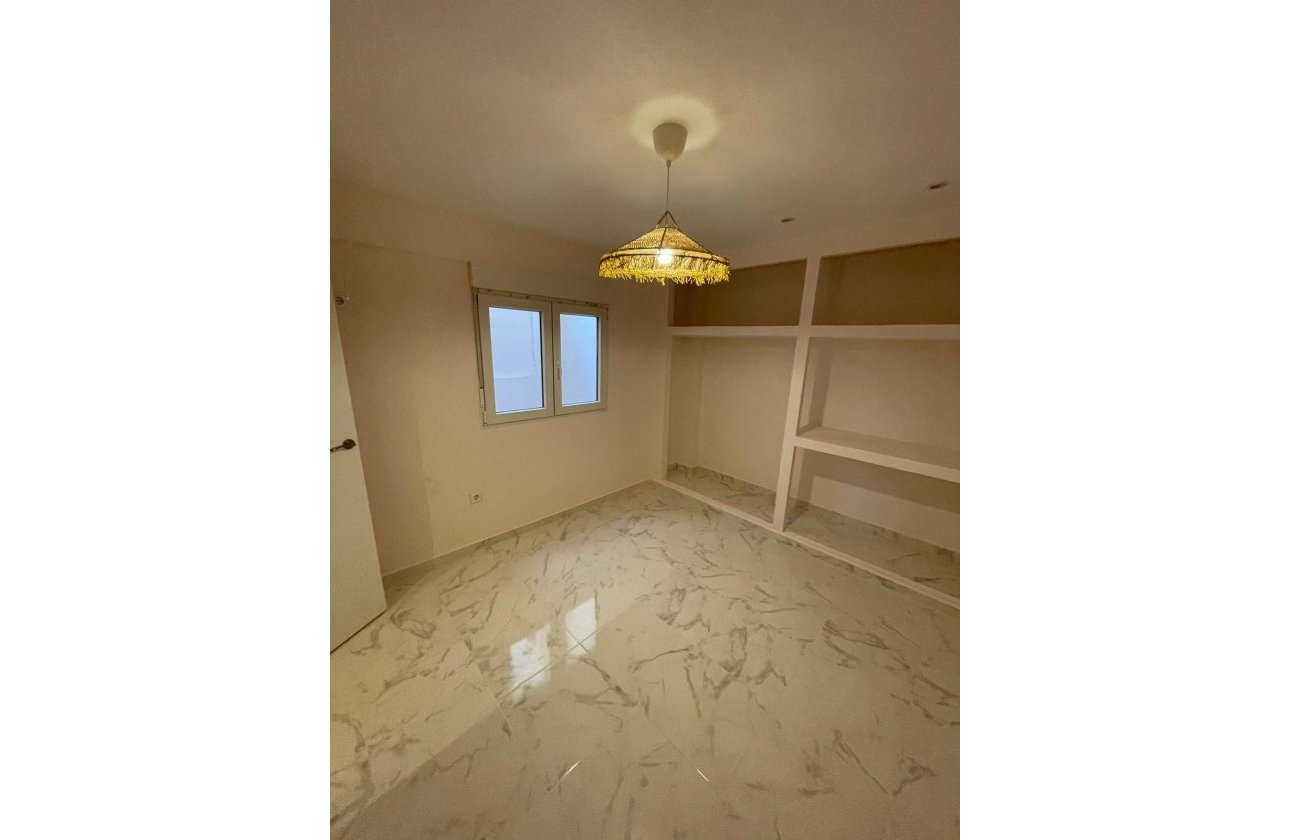 Revente - Appartement -
Torrevieja - Costa Blanca