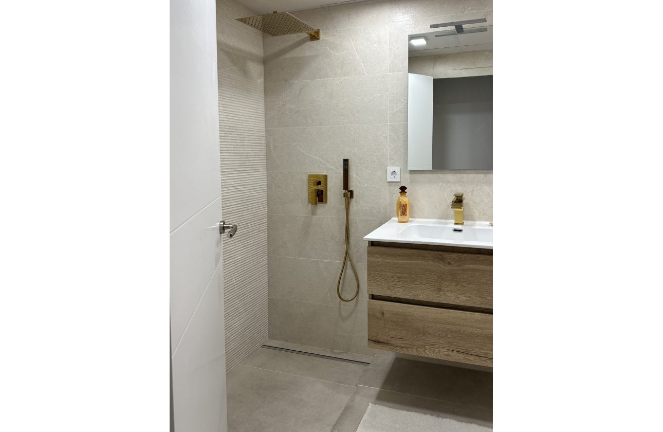 Revente - Appartement -
Torrevieja - Costa Blanca