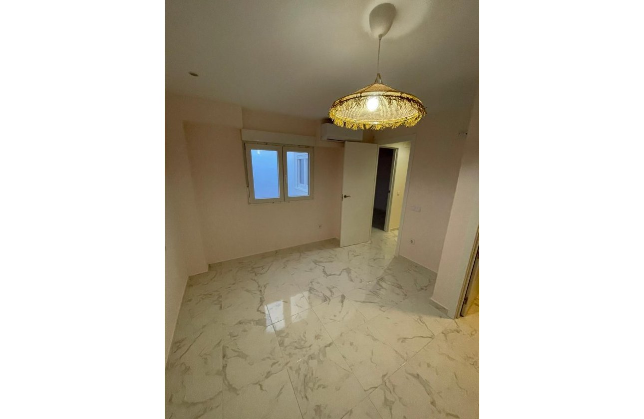 Revente - Appartement -
Torrevieja - Costa Blanca