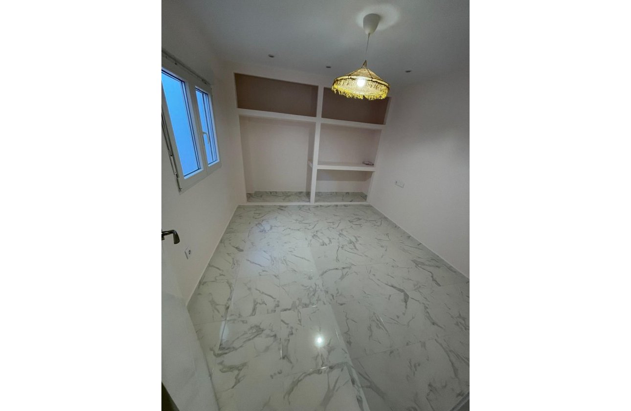 Revente - Appartement -
Torrevieja - Costa Blanca