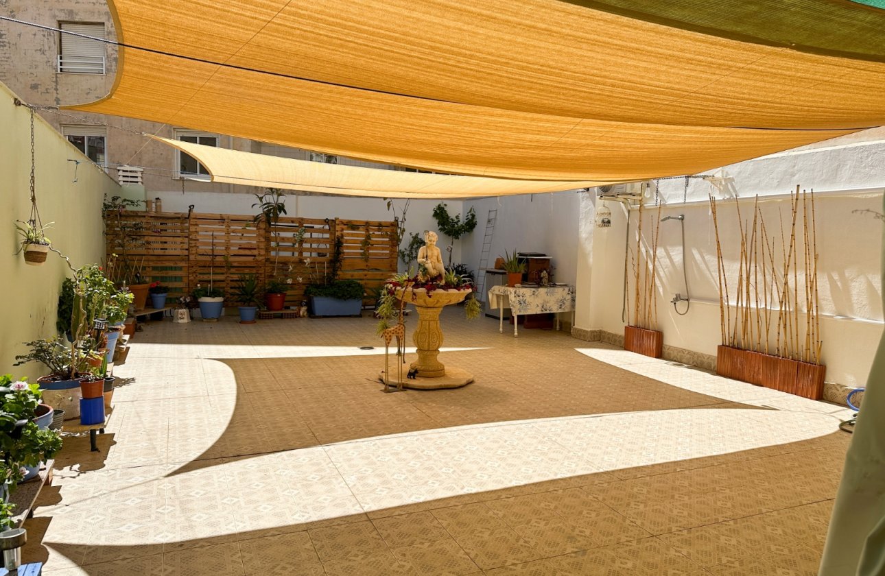 Revente - Appartement -
Torrevieja - Costa Blanca