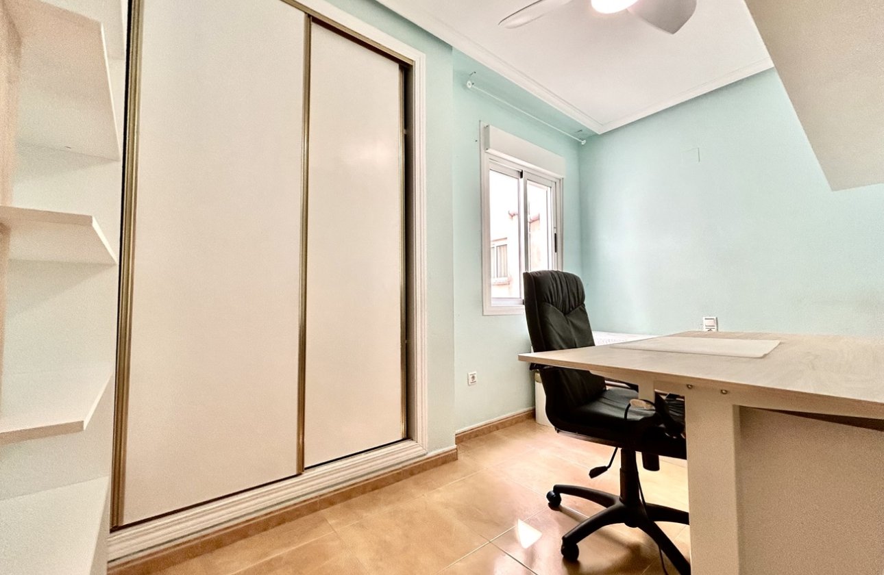 Revente - Appartement -
Torrevieja - Costa Blanca