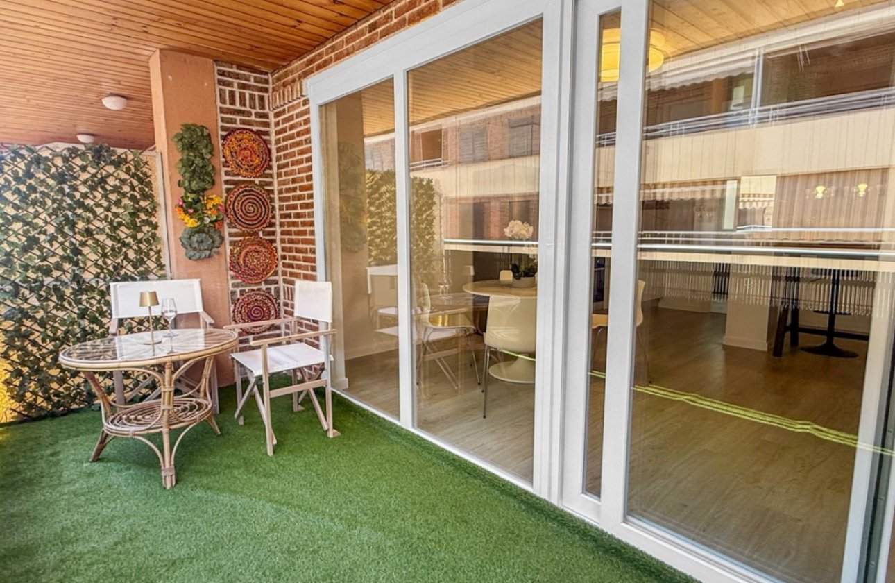 Revente - Appartement -
Torrevieja - Costa Blanca