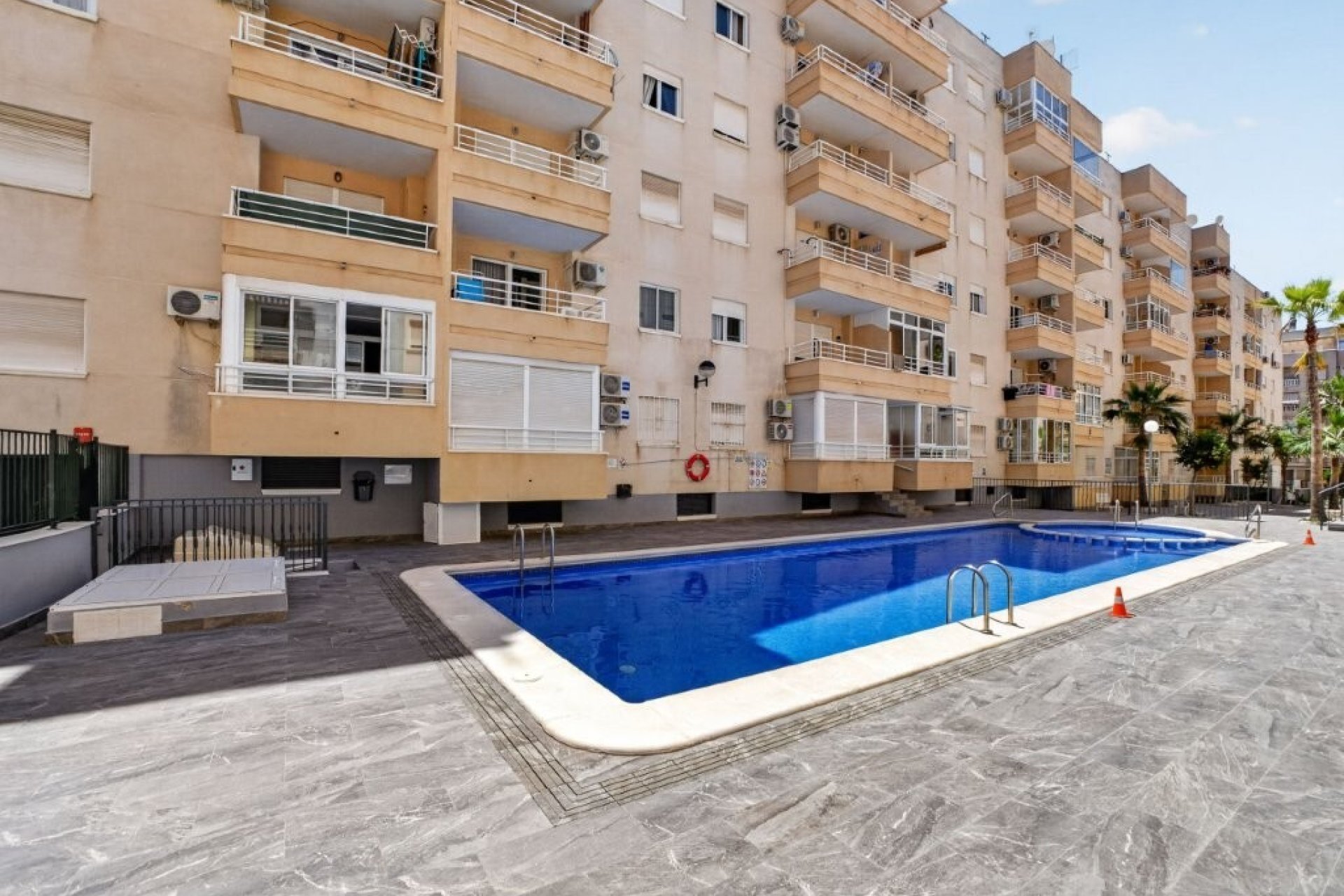 Revente - Appartement -
Torrevieja - Costa Blanca
