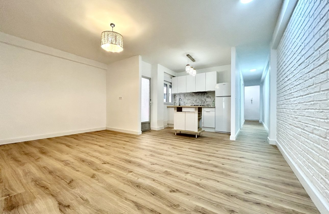 Revente - Appartement -
Torrevieja - Costa Blanca
