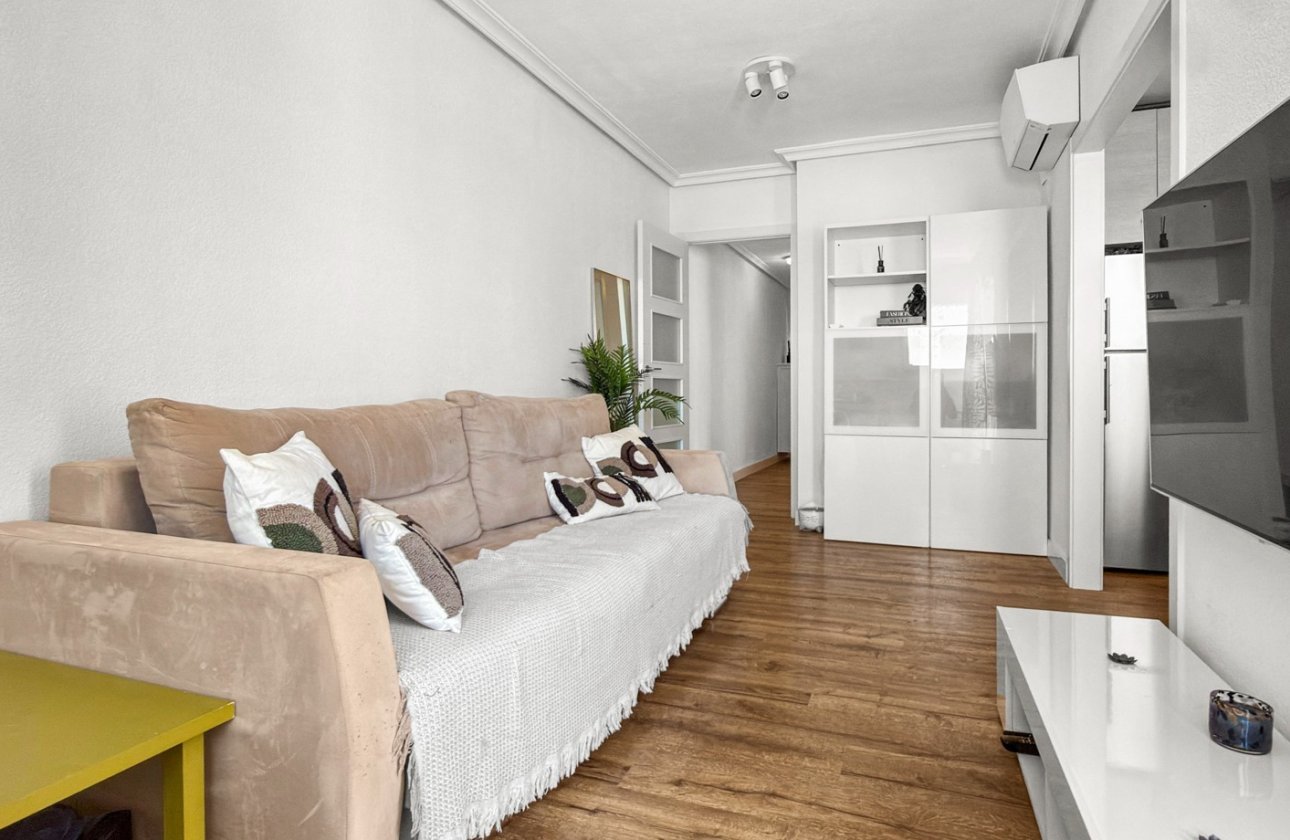 Revente - Appartement -
Torrevieja - Costa Blanca