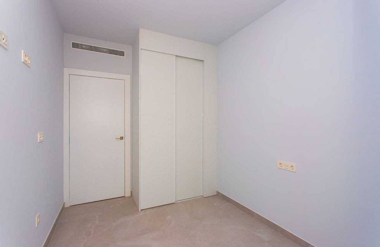 Revente - Appartement -
Torrevieja - Costa Blanca