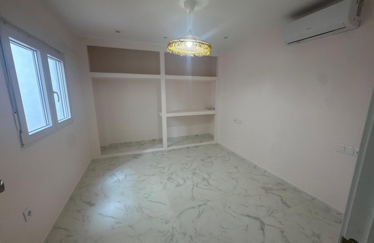 Revente - Appartement -
Torrevieja - Costa Blanca