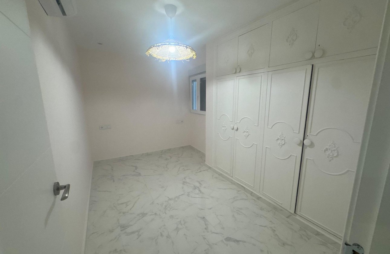 Revente - Appartement -
Torrevieja - Costa Blanca
