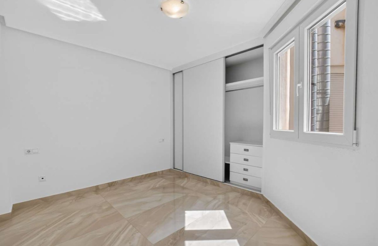Revente - Appartement -
Torrevieja - Costa Blanca