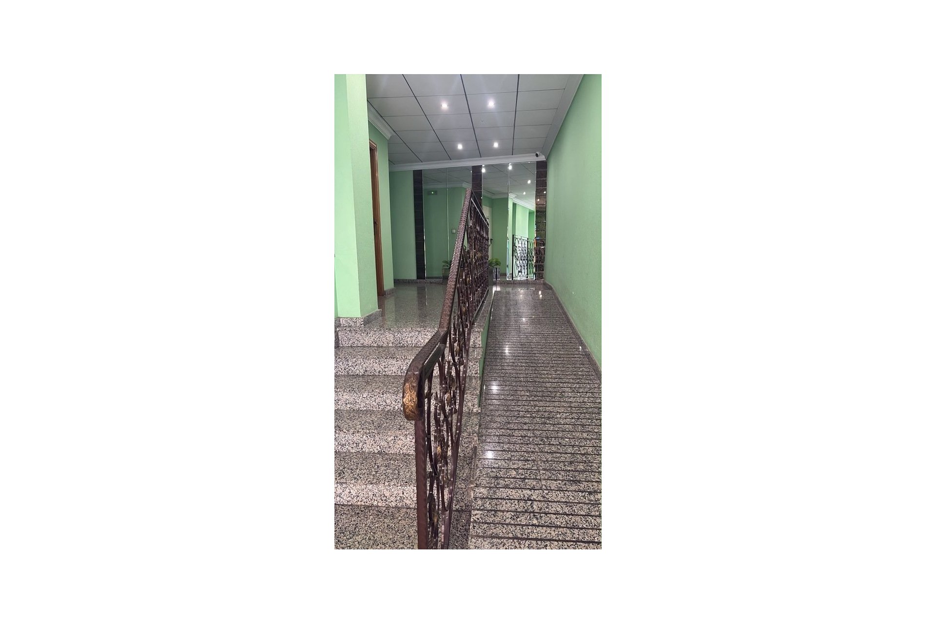Revente - Appartement -
Torrevieja - Costa Blanca