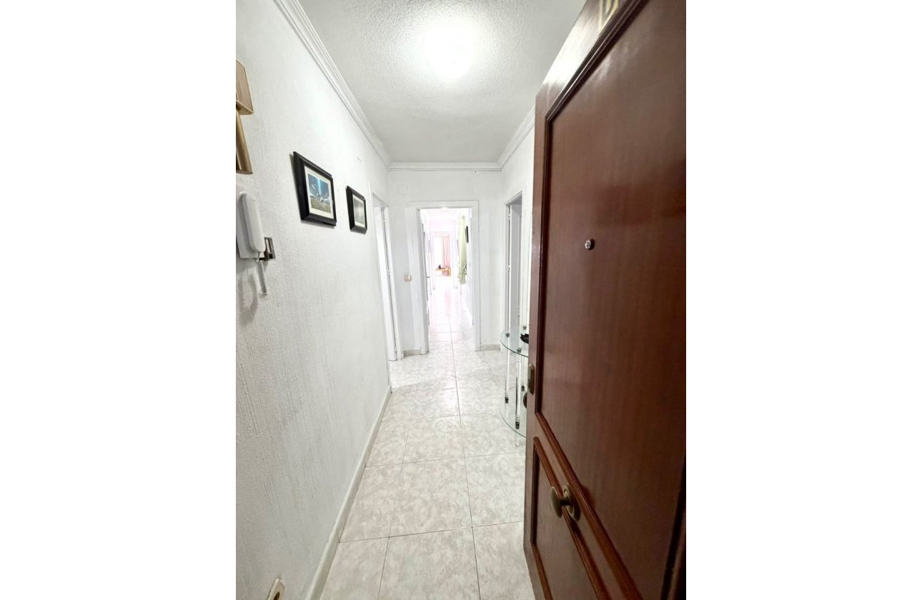 Revente - Appartement -
Torrevieja - Costa Blanca