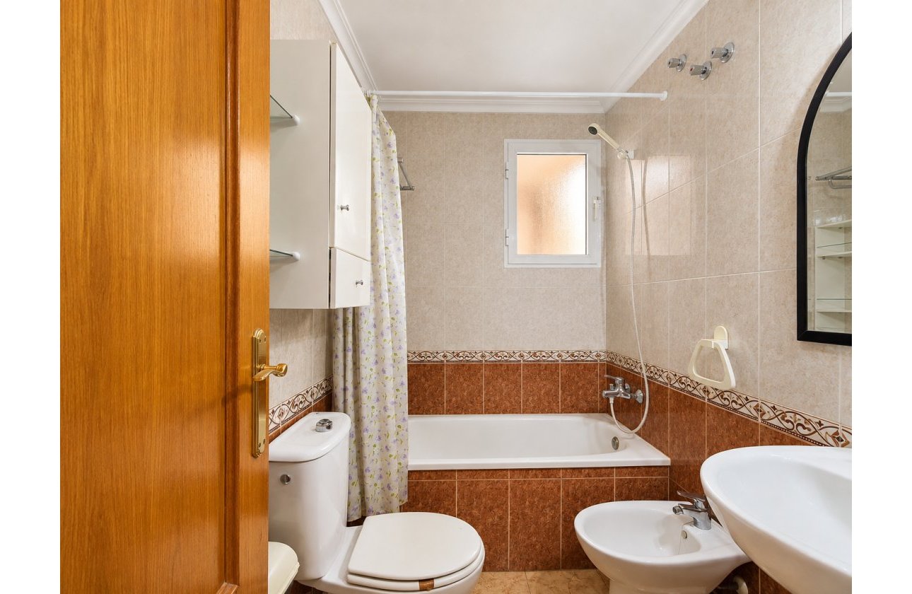 Revente - Appartement -
Torrevieja - Costa Blanca