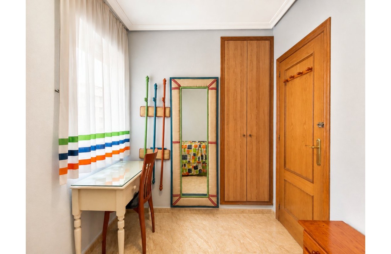 Revente - Appartement -
Torrevieja - Costa Blanca
