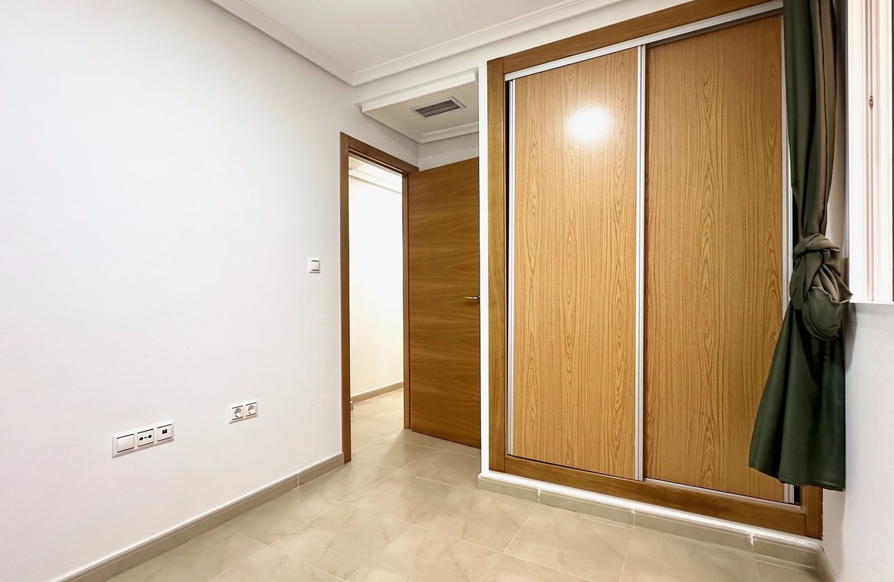 Revente - Appartement -
Torrevieja - Costa Blanca