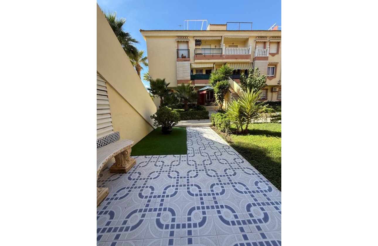 Revente - Appartement -
Torrevieja - Costa Blanca