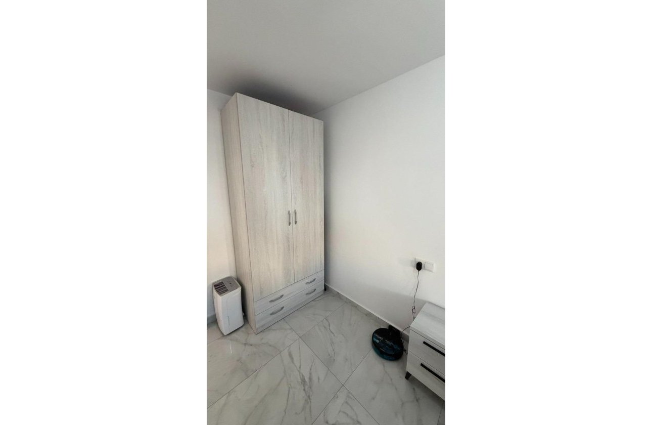 Revente - Appartement -
Torrevieja - Curva Del Palangre