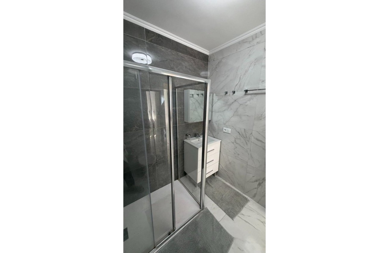 Revente - Appartement -
Torrevieja - Curva Del Palangre