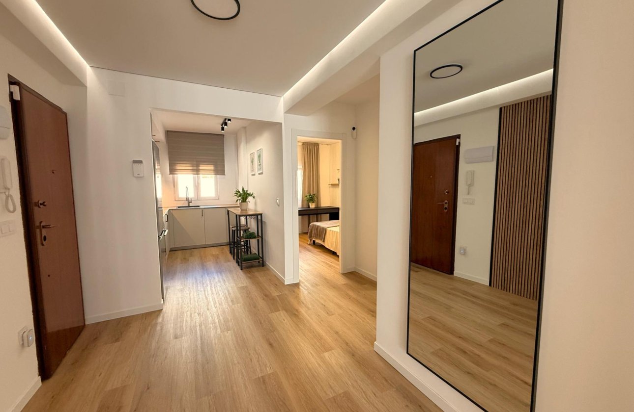 Revente - Appartement -
Torrevieja - Curva Del Palangre