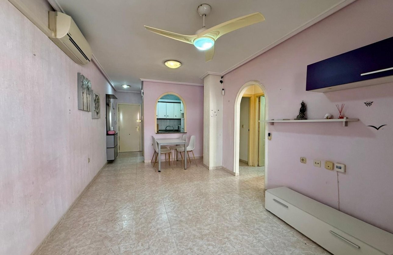 Revente - Appartement -
Torrevieja - Curva Del Palangre