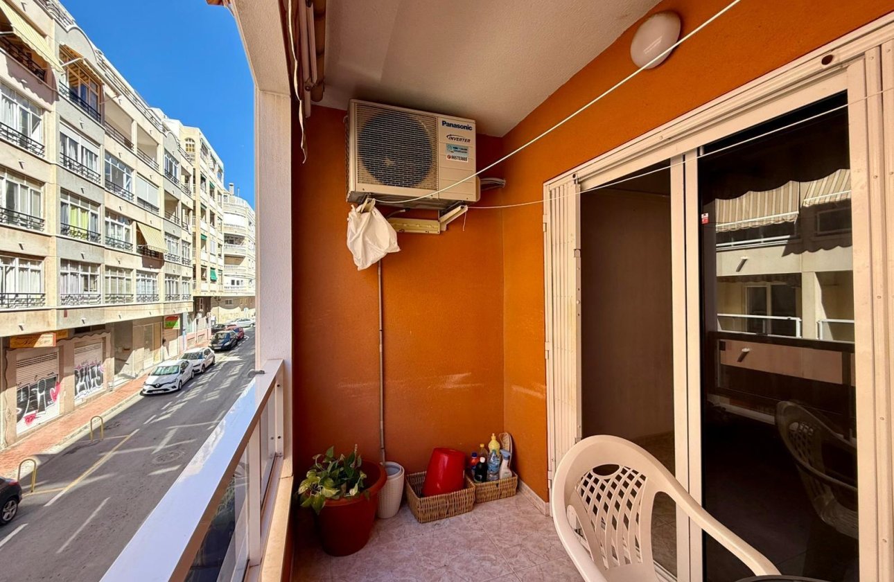 Revente - Appartement -
Torrevieja - Curva Del Palangre