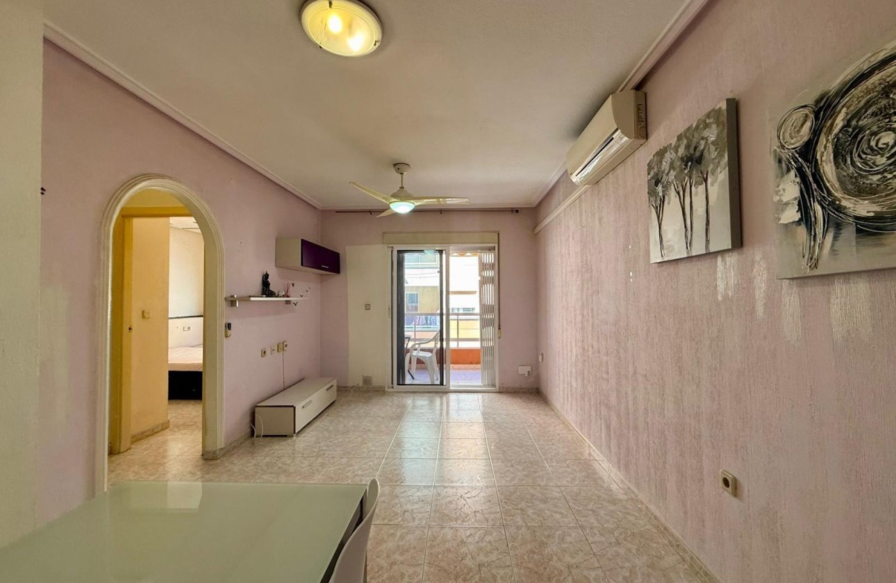 Revente - Appartement -
Torrevieja - Curva Del Palangre