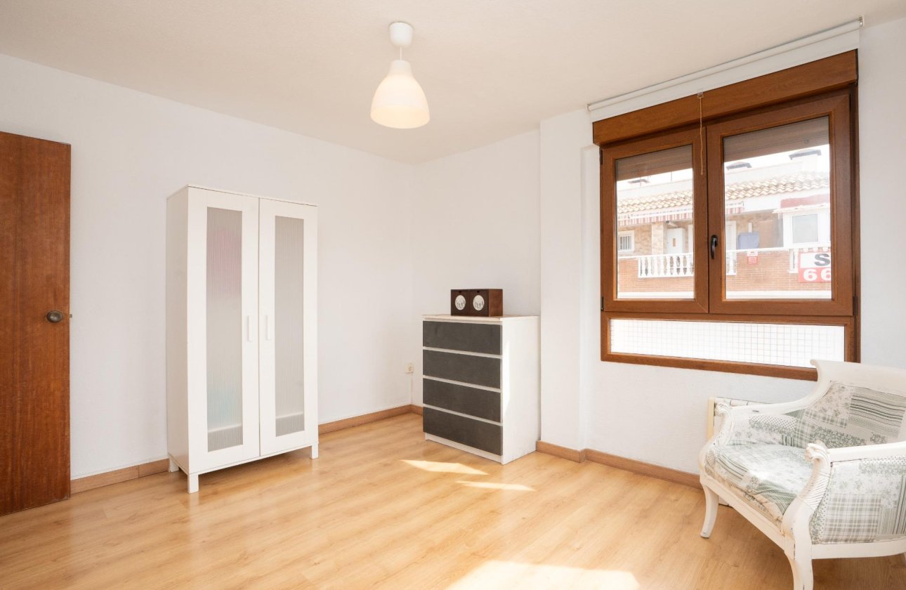 Revente - Appartement -
Torrevieja - El Acequión - Los Náufragos