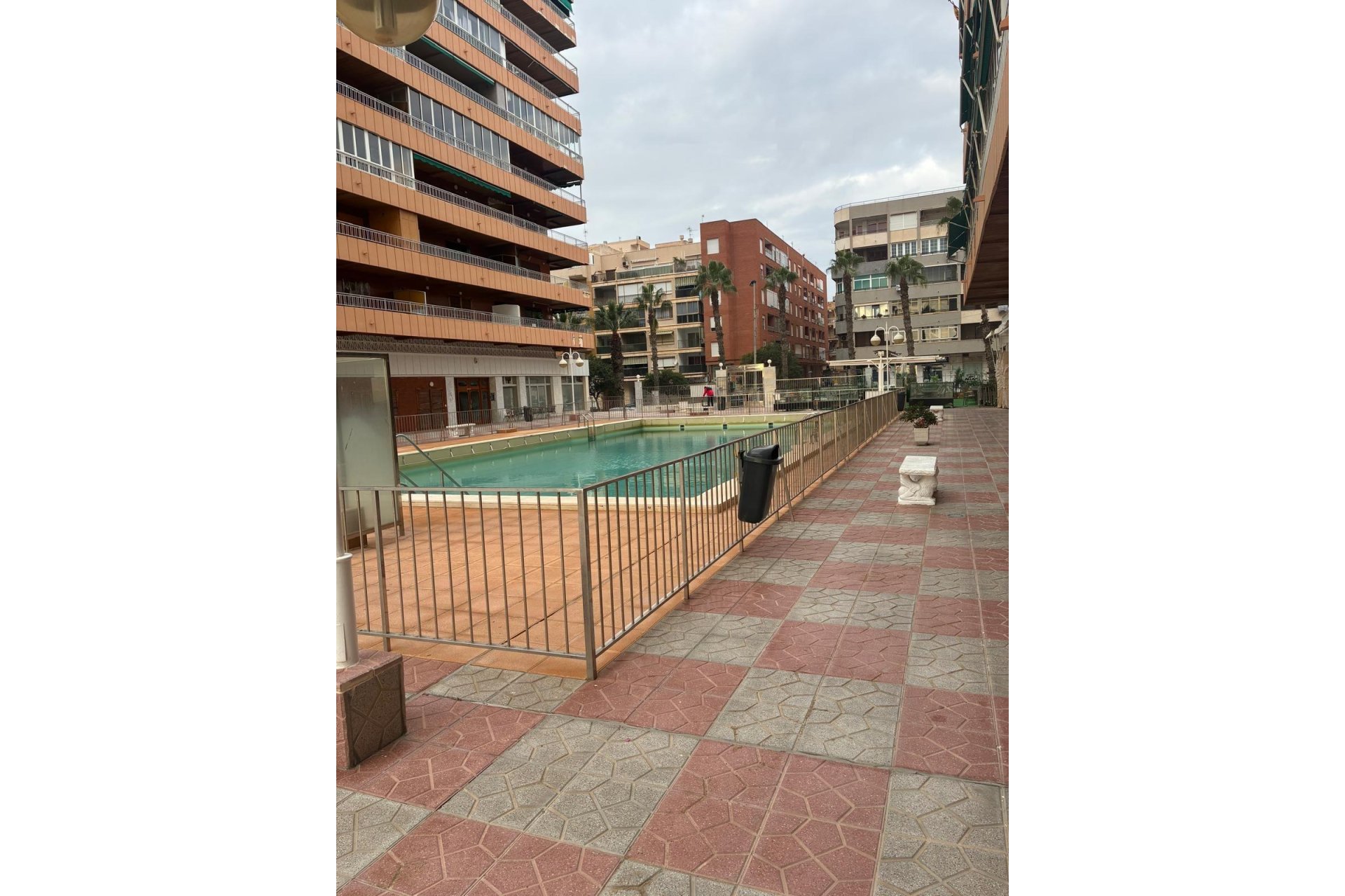 Revente - Appartement -
Torrevieja - El Acequión - Los Náufragos