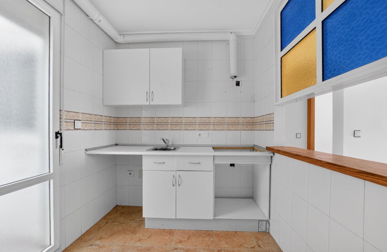 Revente - Appartement -
Torrevieja - El Limonar