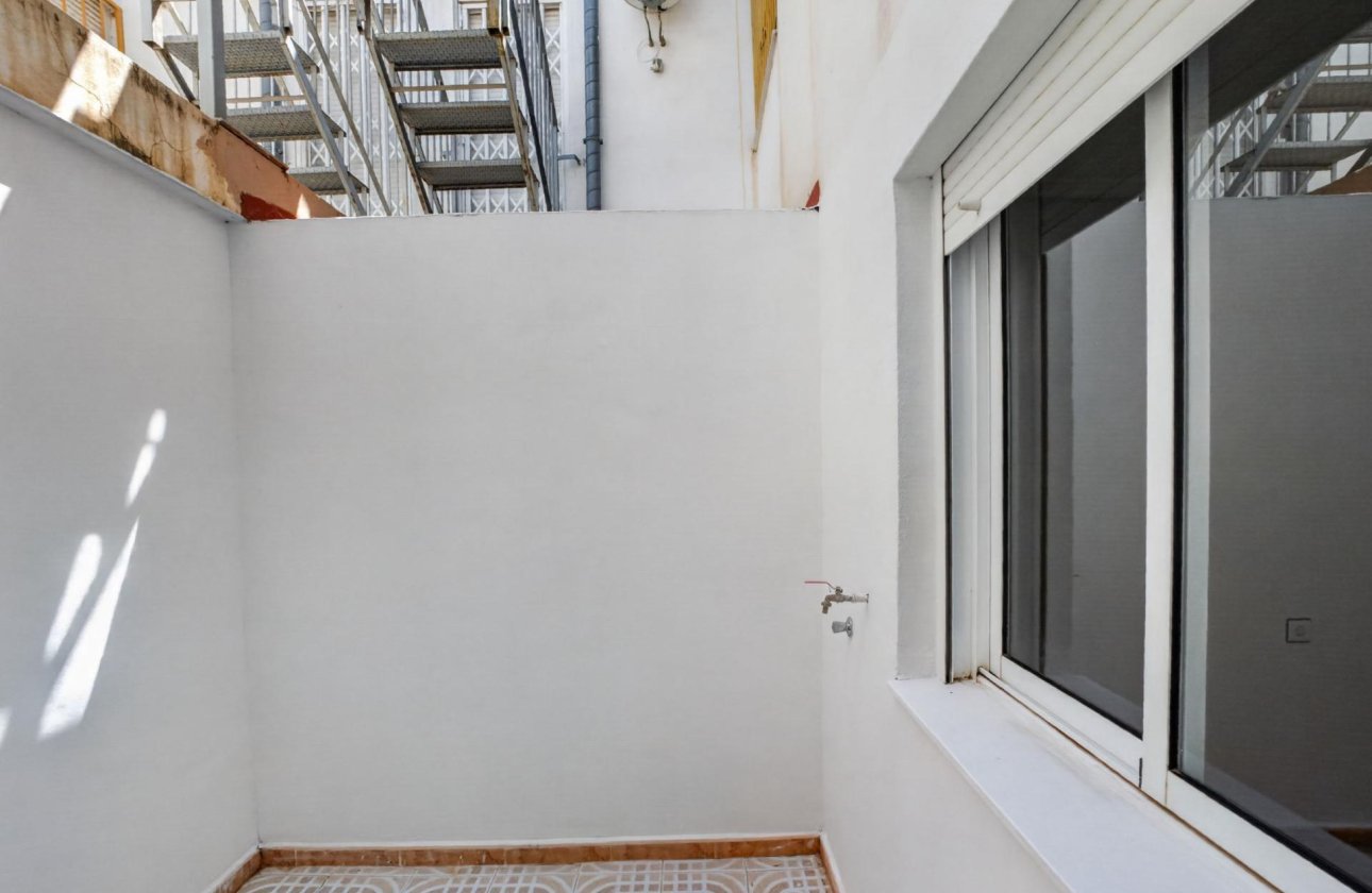 Revente - Appartement -
Torrevieja - El Limonar