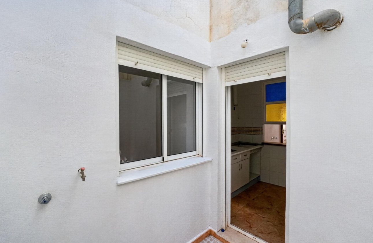 Revente - Appartement -
Torrevieja - El Limonar