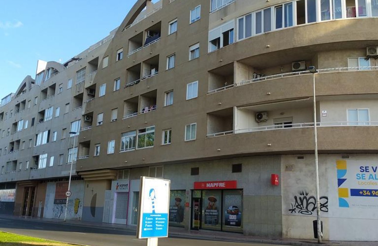 Revente - Appartement -
Torrevieja - El Molino