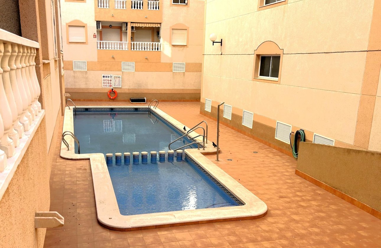 Revente - Appartement -
Torrevieja - El Molino