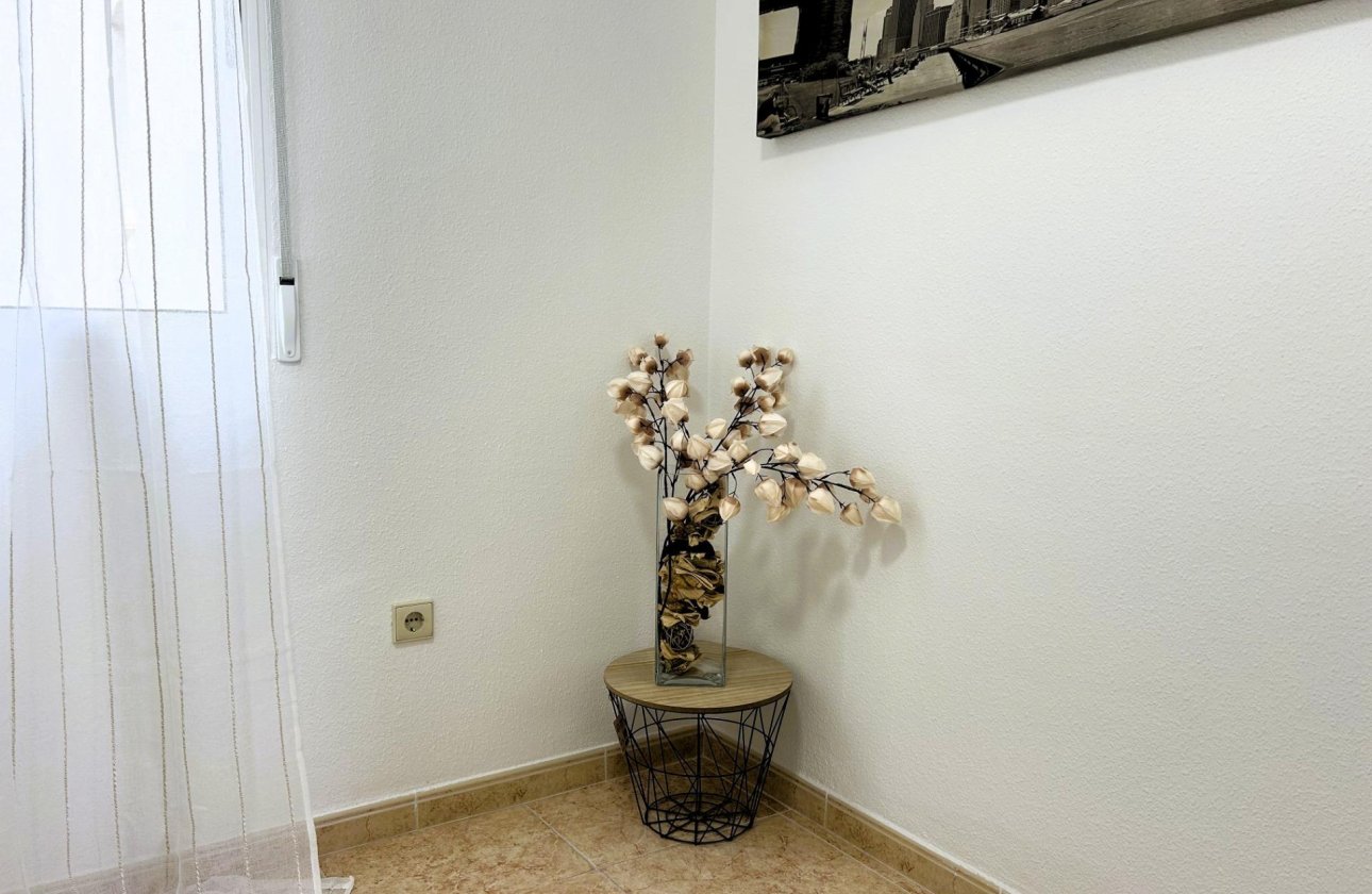 Revente - Appartement -
Torrevieja - El Molino