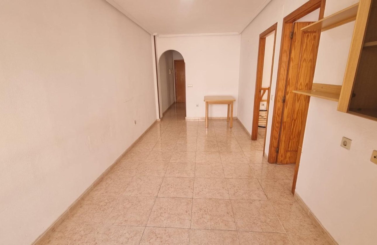 Revente - Appartement -
Torrevieja - El Molino