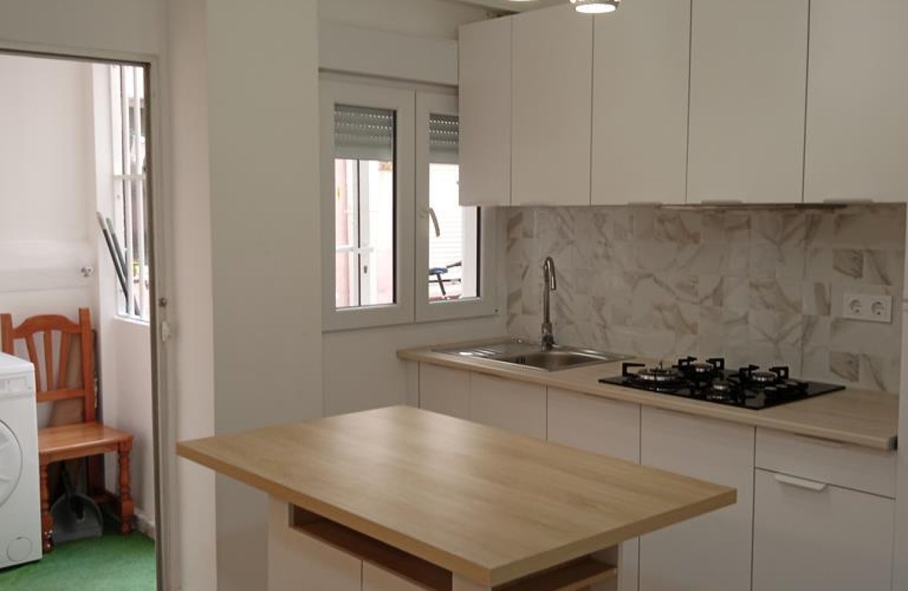 Revente - Appartement -
Torrevieja - El Molino
